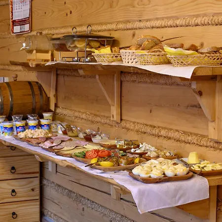 アパート Monika I *