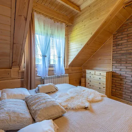 Monika I * コルビエルフ