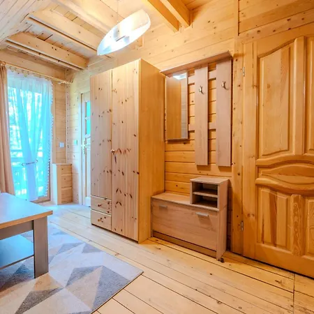 Monika I アパート コルビエルフ